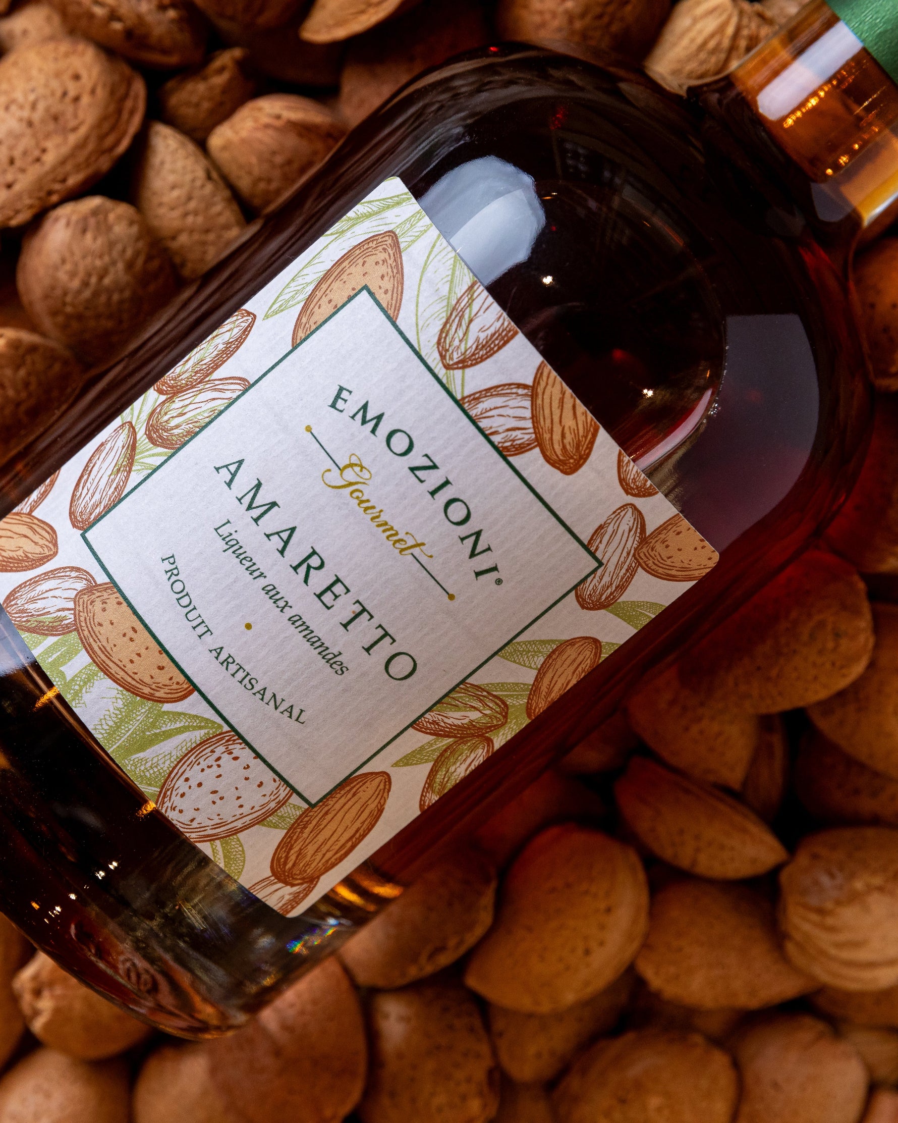 Amaretto artisanal