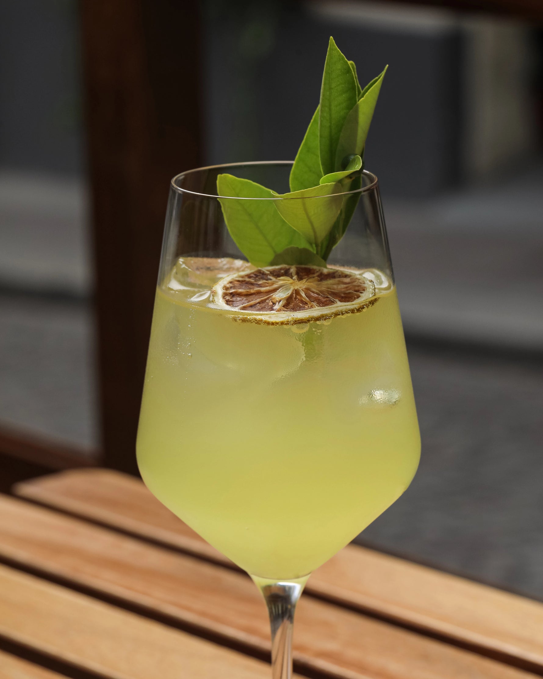 Limoncino - Liqueur aux citrons de la Riviera ligure - 500 ml - Emozioni Gourmet